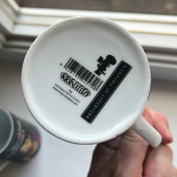 BREAKFAST AT TIFFANY’S AUDREY HEPBURN KONITZ (2) coffee mugs - Picture 8 of 10